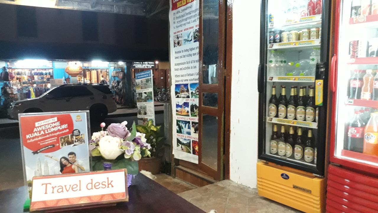 Tony Central Hostel Luang Prabang Exterior photo